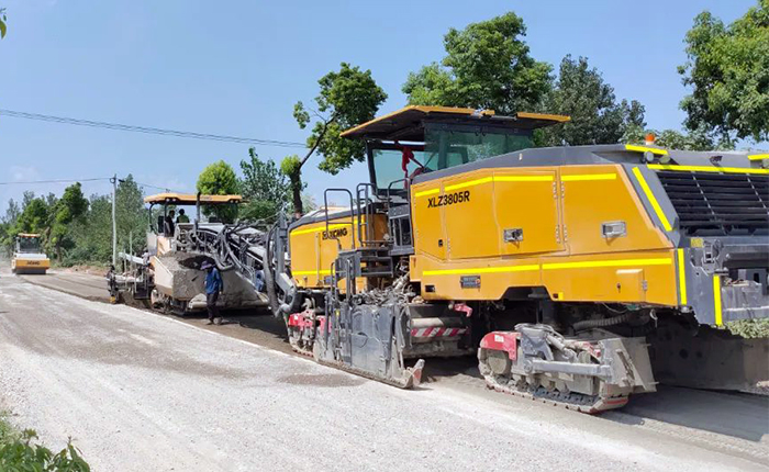 冰球突破mg冷再生机XLZ3805R安徽省道施工应用