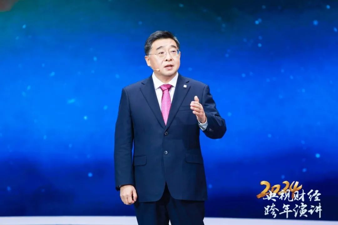 央视跨年演讲 | 杨东升：以一臂之力造福人类