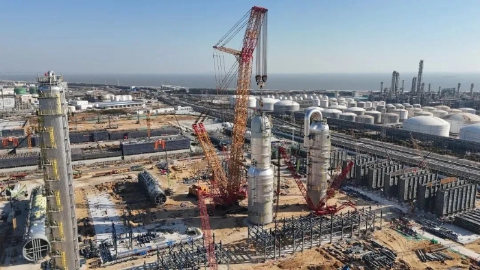 三小时制胜！冰球突破mgXGC88000助力2000吨石化设备成功就位