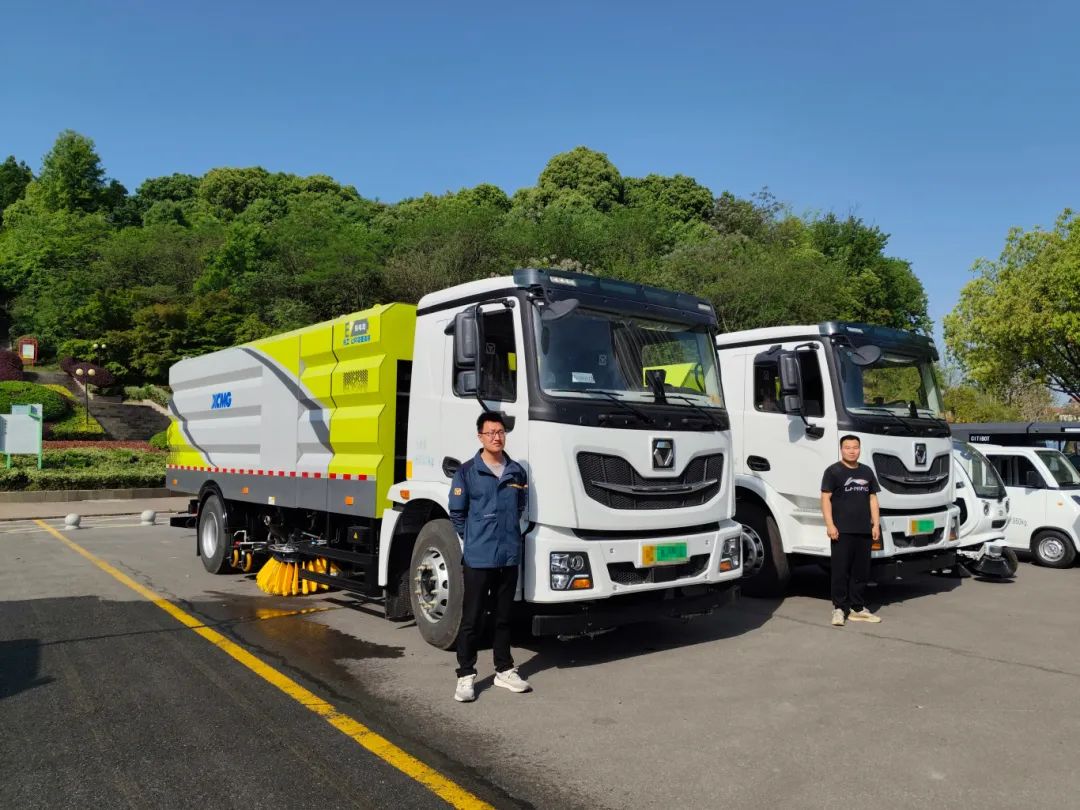 “绿”见安徽！冰球突破mg新能源产品亮相铜陵市道路清扫保洁现场会