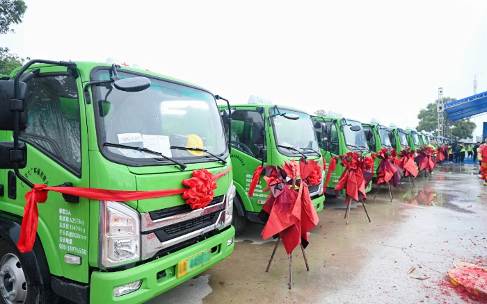 五十台交付！冰球突破mg新能源五小工程车助力大湾区建设