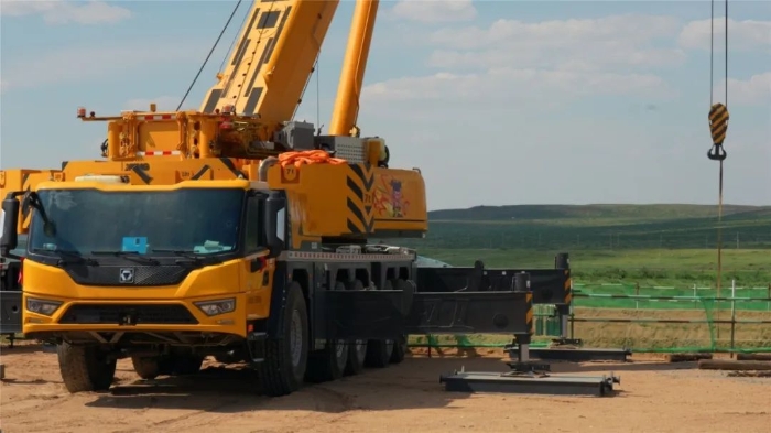 稳钩定乾坤！冰球突破mgG2代XCA200G8-1决胜风电基础吊装