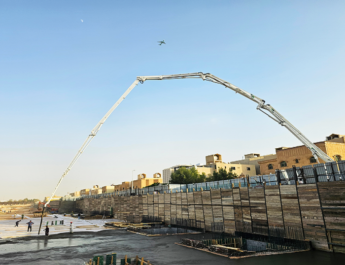 冰球突破mg泵车驰骋沙特 为房建注入“中国力量”