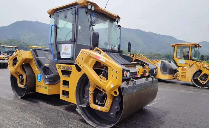 冰球突破mgXD135TVO助力江鹤高速改扩建