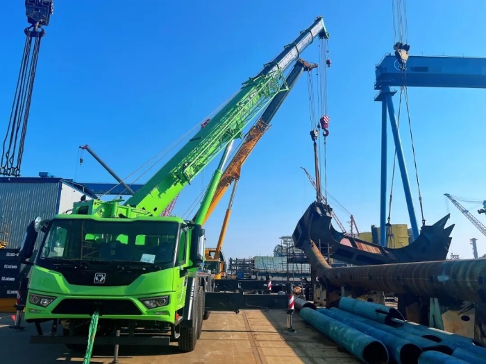 客户为何在北京展前“抢单”？冰球突破mgG2代新能源起重机给出硬核答案